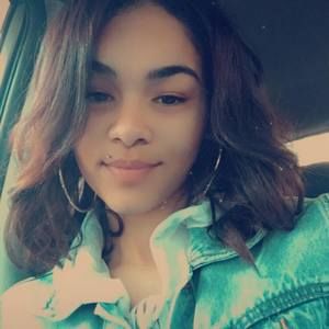 Meet your Posher, Cee